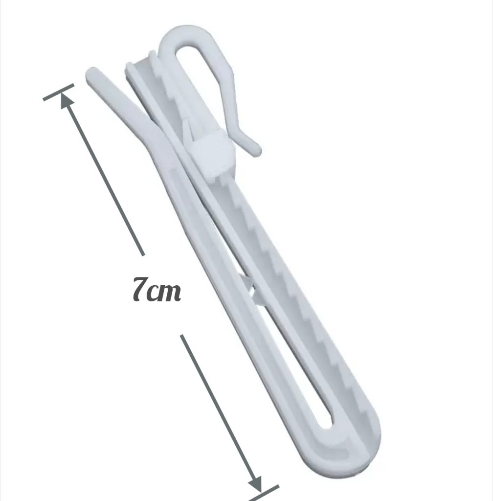 7cm adjustable curtain hook